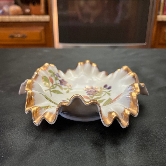 Vintage Kalk German Porcelain, Hand Painted, Ruffled Edge, Candy/Trinket Dish. - Picture 6 of 11